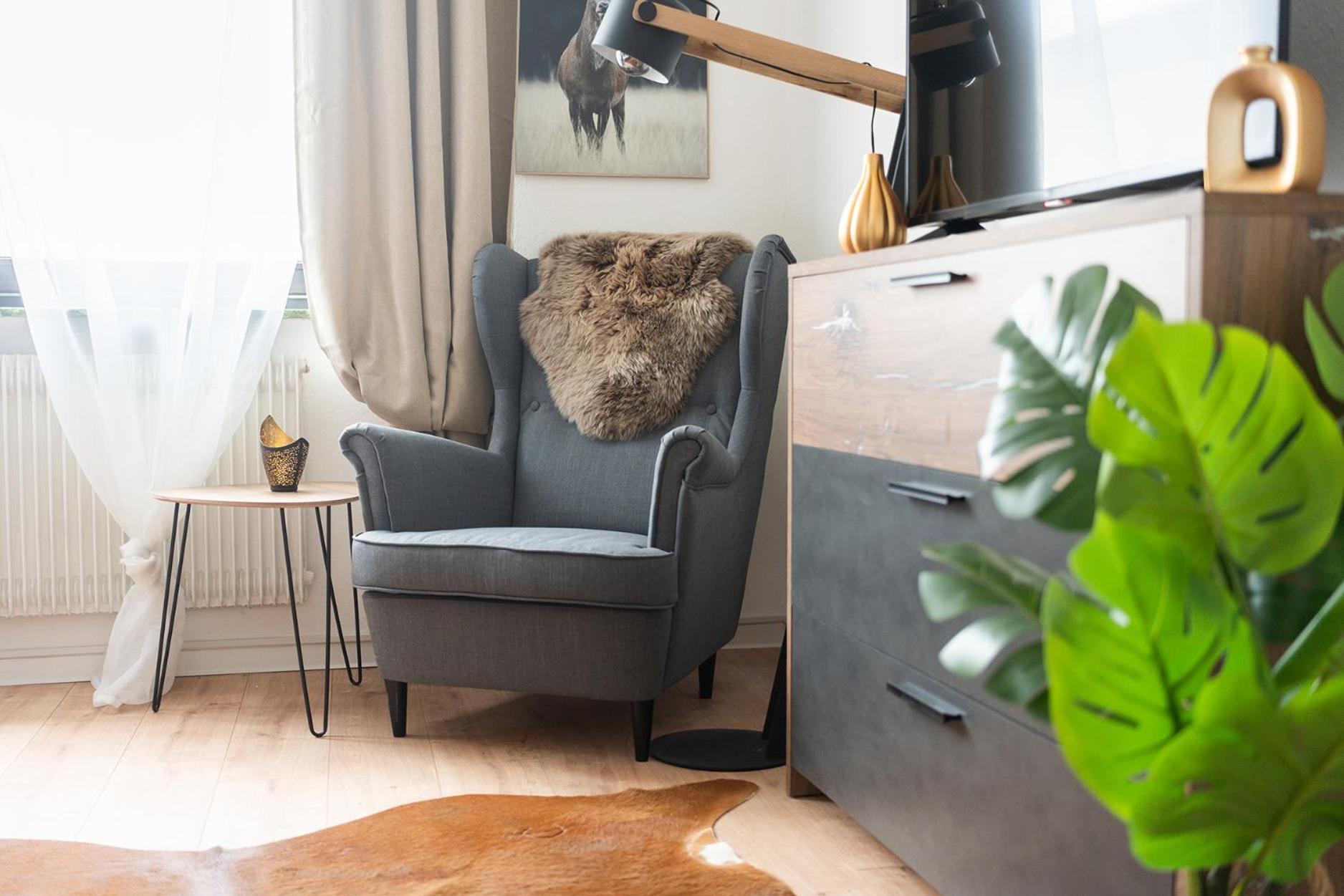 1-4 Gaeste Wohnung W-Lan, Netflix, Amazon, Parken, Arbeitsplatz, 24H Check In ,Vollausgestattet Kueche, Handtuecher Seife U,V,M Fuer Geschaeftsreisende, Paare, Familien , داتلن المظهر الخارجي الصورة