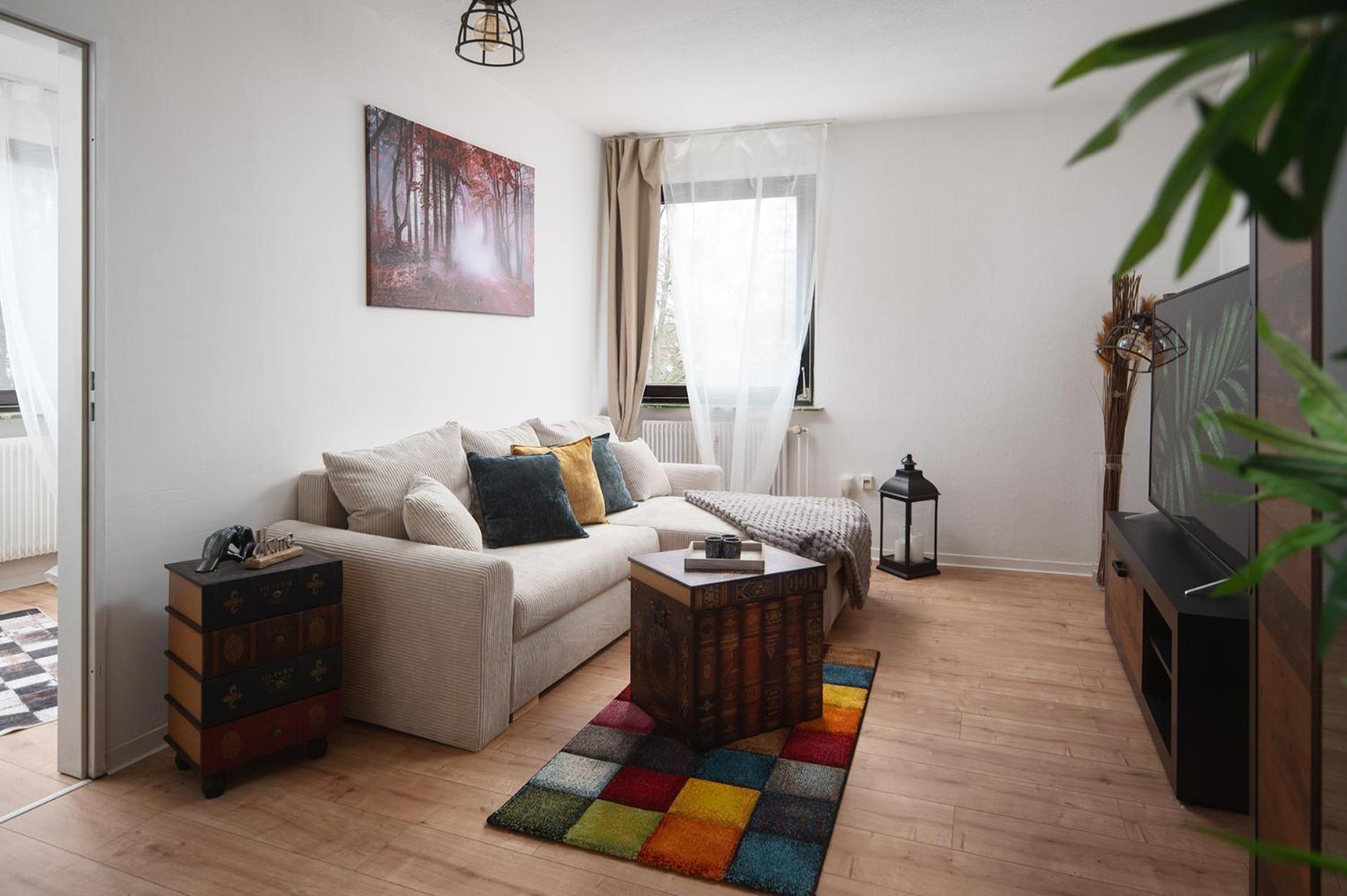 1-4 Gaeste Wohnung W-Lan, Netflix, Amazon, Parken, Arbeitsplatz, 24H Check In ,Vollausgestattet Kueche, Handtuecher Seife U,V,M Fuer Geschaeftsreisende, Paare, Familien , داتلن المظهر الخارجي الصورة